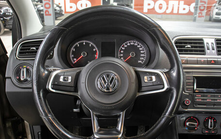 Volkswagen Polo VI (EU Market), 2019 год, 998 000 рублей, 17 фотография