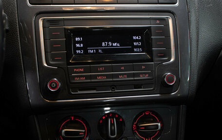 Volkswagen Polo VI (EU Market), 2019 год, 998 000 рублей, 18 фотография