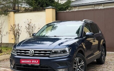 Volkswagen Tiguan II, 2017 год, 2 700 000 рублей, 1 фотография