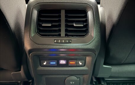 Volkswagen Tiguan II, 2017 год, 2 700 000 рублей, 10 фотография