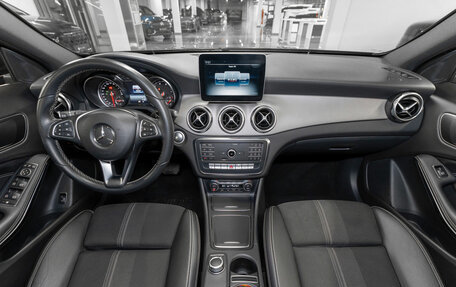 Mercedes-Benz GLA, 2018 год, 2 690 000 рублей, 8 фотография