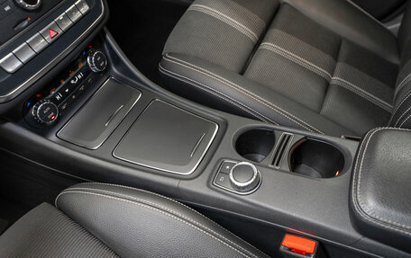 Mercedes-Benz GLA, 2018 год, 2 690 000 рублей, 15 фотография