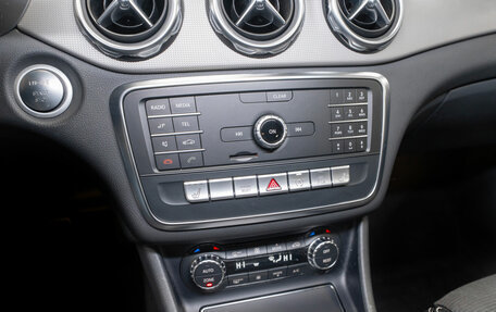 Mercedes-Benz GLA, 2018 год, 2 690 000 рублей, 16 фотография