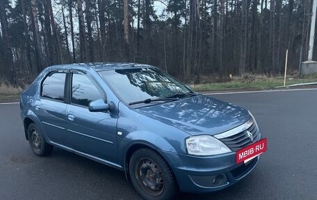 Renault Logan I, 2010 год, 285 000 рублей, 3 фотография