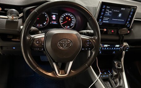 Toyota RAV4, 2020 год, 3 300 000 рублей, 12 фотография