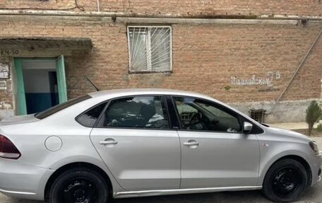 Volkswagen Polo VI (EU Market), 2015 год, 900 000 рублей, 3 фотография