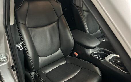 Toyota RAV4, 2020 год, 3 300 000 рублей, 16 фотография