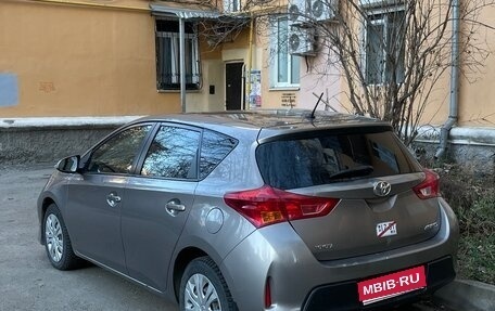 Toyota Auris II, 2013 год, 1 200 000 рублей, 1 фотография