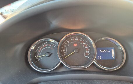 Renault Sandero II рестайлинг, 2016 год, 950 000 рублей, 11 фотография