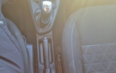 Renault Sandero II рестайлинг, 2016 год, 950 000 рублей, 13 фотография