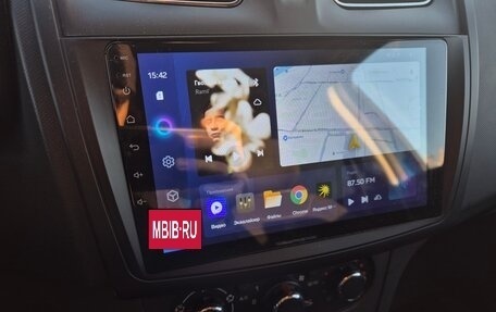 Renault Sandero II рестайлинг, 2016 год, 950 000 рублей, 12 фотография