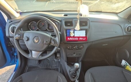 Renault Sandero II рестайлинг, 2016 год, 950 000 рублей, 10 фотография