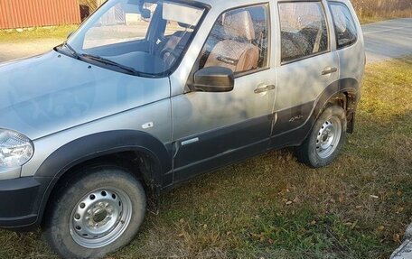 Chevrolet Niva I рестайлинг, 2014 год, 450 000 рублей, 4 фотография