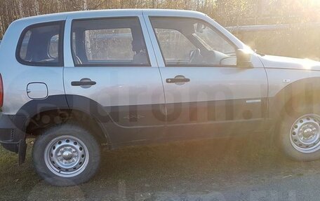 Chevrolet Niva I рестайлинг, 2014 год, 450 000 рублей, 2 фотография