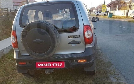 Chevrolet Niva I рестайлинг, 2014 год, 450 000 рублей, 3 фотография