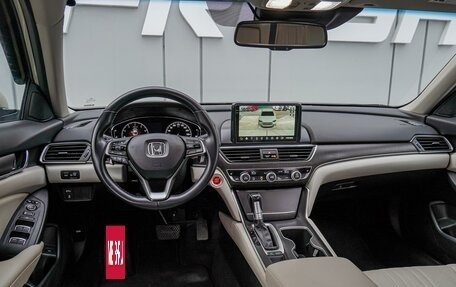 Honda Accord IX рестайлинг, 2018 год, 2 550 000 рублей, 6 фотография