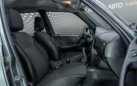 Chevrolet Niva I рестайлинг, 2015 год, 571 000 рублей, 11 фотография