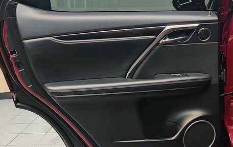 Lexus RX IV рестайлинг, 2017 год, 3 800 000 рублей, 20 фотография