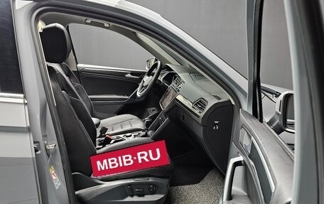 Volkswagen Tiguan II, 2022 год, 3 185 000 рублей, 16 фотография