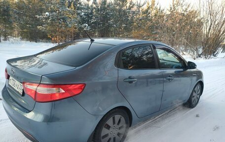 KIA Rio III рестайлинг, 2011 год, 700 000 рублей, 4 фотография