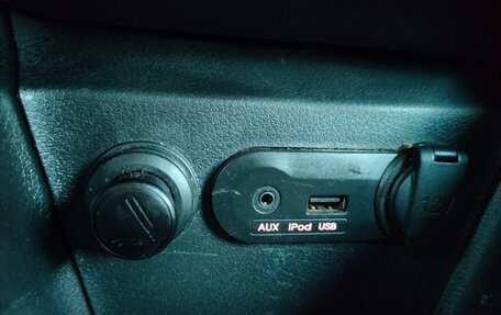 KIA Rio III рестайлинг, 2011 год, 700 000 рублей, 10 фотография