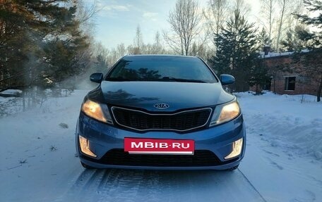 KIA Rio III рестайлинг, 2011 год, 700 000 рублей, 2 фотография