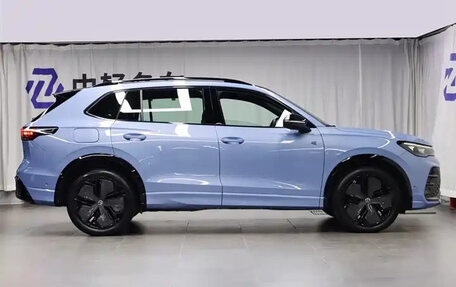 Volkswagen Tiguan, 2024 год, 3 650 999 рублей, 4 фотография