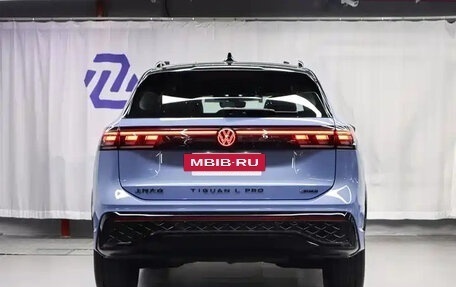 Volkswagen Tiguan, 2024 год, 3 650 999 рублей, 5 фотография