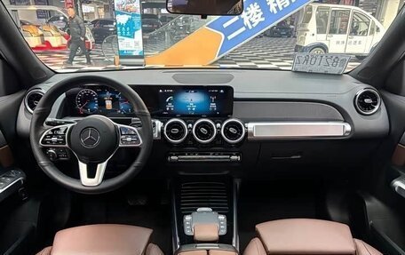 Mercedes-Benz GLB, 2021 год, 2 750 000 рублей, 8 фотография