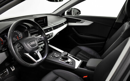 Audi A4, 2017 год, 2 347 900 рублей, 11 фотография