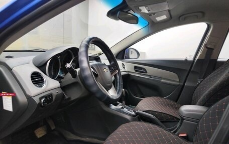 Chevrolet Cruze II, 2009 год, 515 000 рублей, 16 фотография