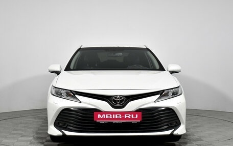 Toyota Camry, 2020 год, 2 390 000 рублей, 2 фотография