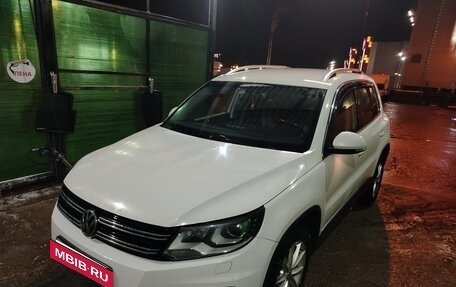 Volkswagen Tiguan I, 2011 год, 1 250 000 рублей, 2 фотография