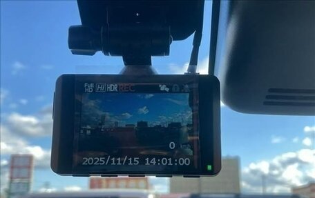 Toyota Yaris XP150 рестайлинг, 2022 год, 1 034 000 рублей, 5 фотография