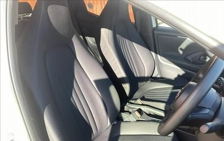 Toyota Yaris XP150 рестайлинг, 2022 год, 1 034 000 рублей, 16 фотография