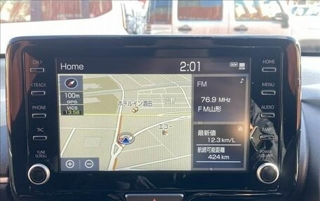 Toyota Yaris XP150 рестайлинг, 2022 год, 1 034 000 рублей, 22 фотография