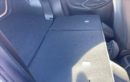 Toyota Yaris XP150 рестайлинг, 2022 год, 1 034 000 рублей, 38 фотография