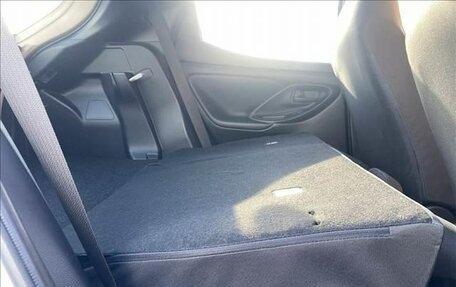 Toyota Yaris XP150 рестайлинг, 2022 год, 1 034 000 рублей, 40 фотография