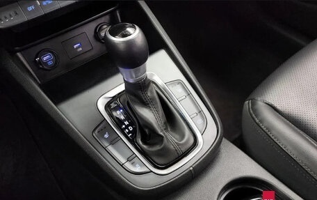 Hyundai Kona I, 2021 год, 1 520 202 рублей, 12 фотография