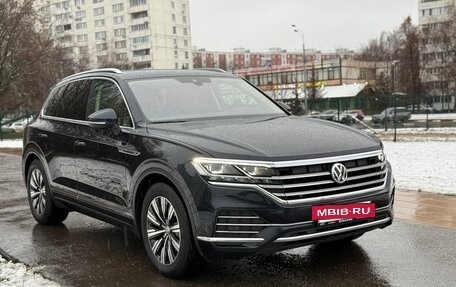 Volkswagen Touareg III, 2019 год, 5 995 000 рублей, 13 фотография
