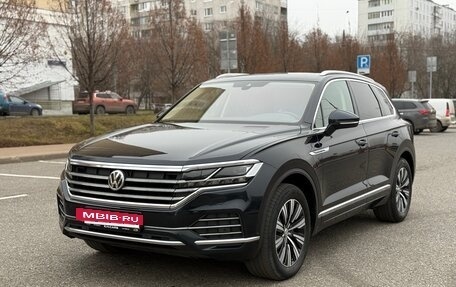 Volkswagen Touareg III, 2019 год, 5 995 000 рублей, 5 фотография