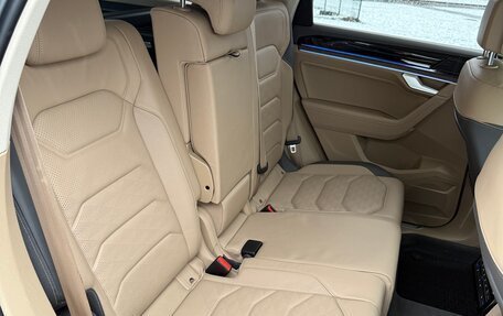 Volkswagen Touareg III, 2019 год, 5 995 000 рублей, 19 фотография