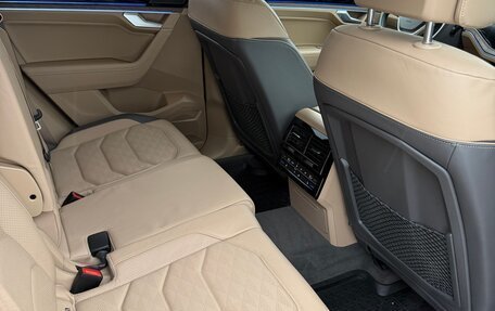 Volkswagen Touareg III, 2019 год, 5 995 000 рублей, 18 фотография