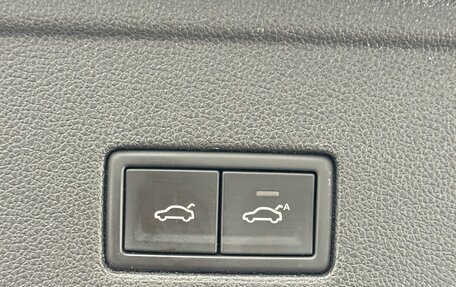 Volkswagen Touareg III, 2019 год, 5 995 000 рублей, 33 фотография