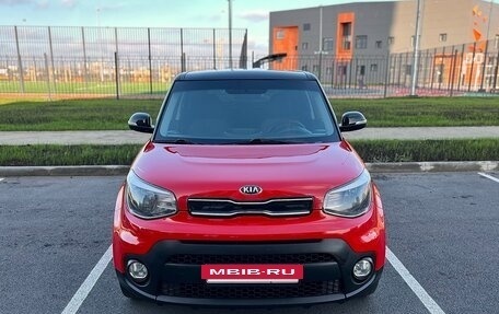 KIA Soul II рестайлинг, 2017 год, 1 370 000 рублей, 3 фотография