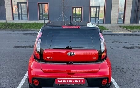 KIA Soul II рестайлинг, 2017 год, 1 370 000 рублей, 8 фотография