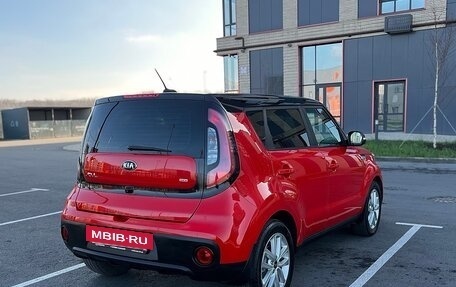 KIA Soul II рестайлинг, 2017 год, 1 370 000 рублей, 9 фотография