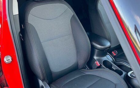 KIA Soul II рестайлинг, 2017 год, 1 370 000 рублей, 29 фотография