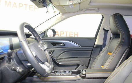 FAW Bestune T77, 2022 год, 1 696 000 рублей, 9 фотография