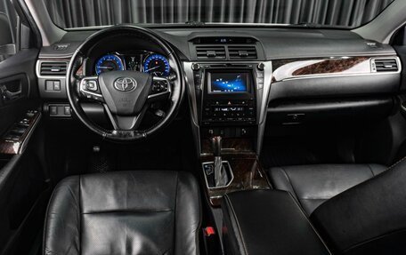 Toyota Camry, 2016 год, 2 309 000 рублей, 6 фотография